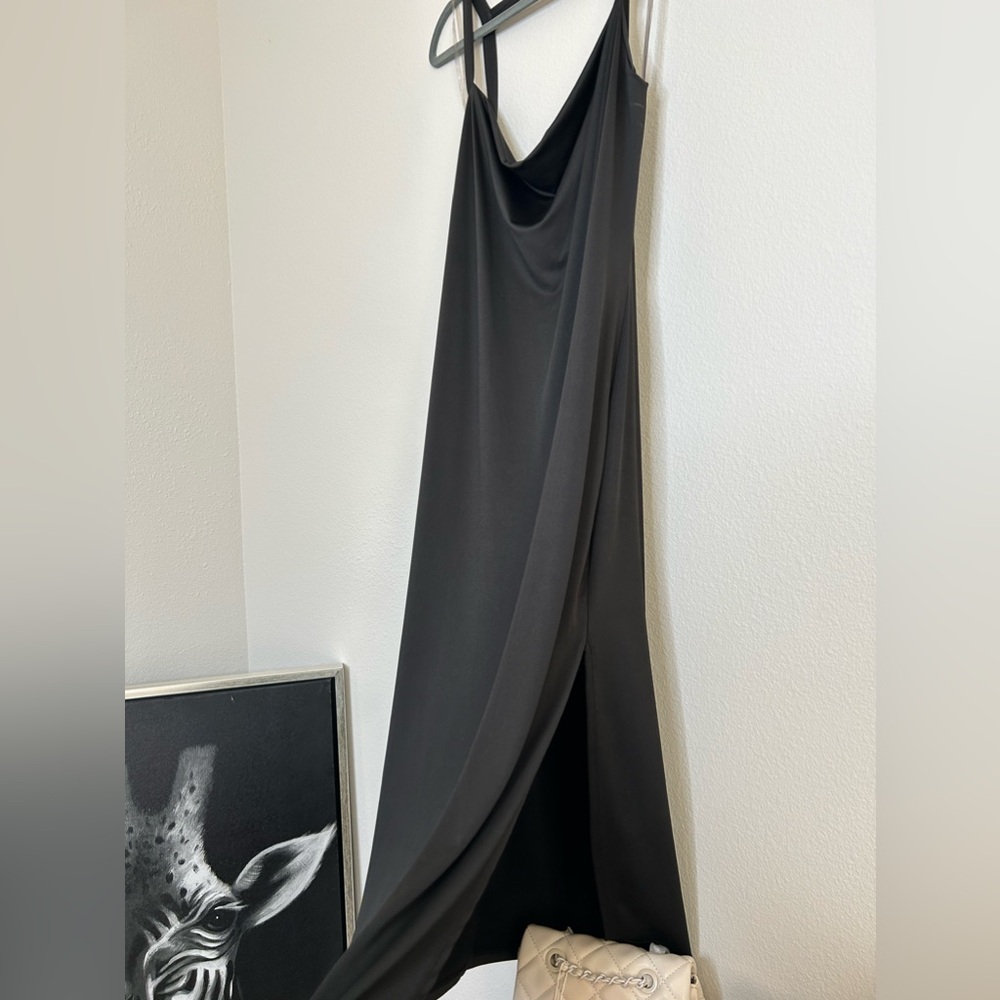 NWOT- Vibes Sports Wear Dress- All Black-
